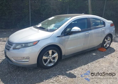 2011 Chevrolet Volt из США, поврежденный, VIN 1G1RD6E45BU103462